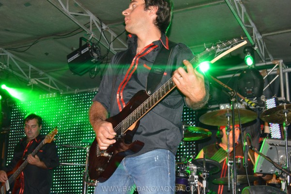 banda nova onda, bandas de baile, musica para festas, arraiais, conjuntos