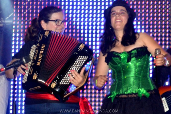 banda nova onda, bandas de baile, musica para festas, arraiais, conjuntos