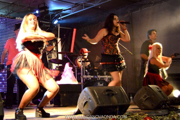 banda nova onda, bandas de baile, musica para festas, arraiais, conjuntos