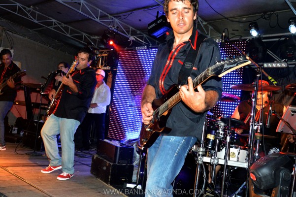 banda nova onda, bandas de baile, musica para festas, arraiais, conjuntos