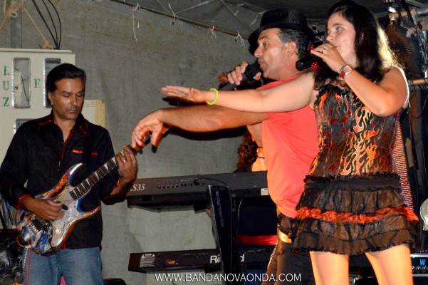 banda nova onda, bandas de baile, musica para festas, arraiais, conjuntos