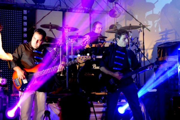 Aniversario, guitarras, banda nova onda, bandas, bailes, grupos musicais, lisboa, Setubal, Tomar, santarem