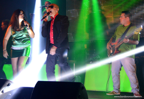 15 anos, Banda Nova Onda, Aniversario, bolo, banda nova onda, bandas, bailes, grupos musicais,
